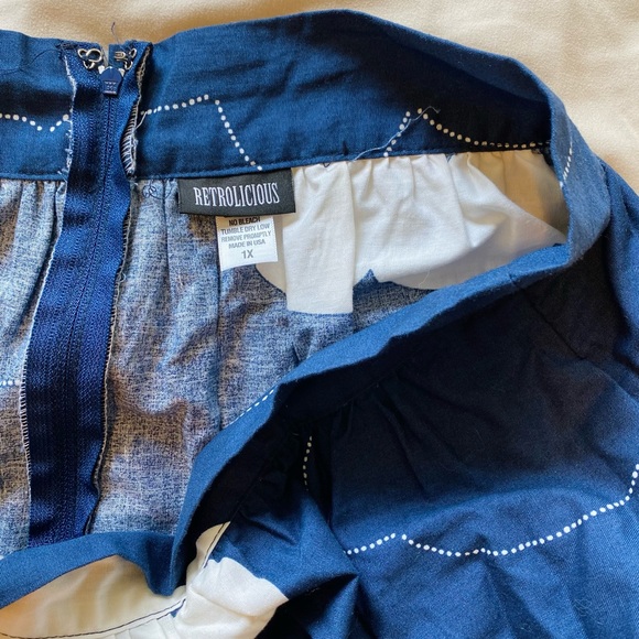 SOLD- Retrolicious Sailing Skirt - Picture 3 of 3